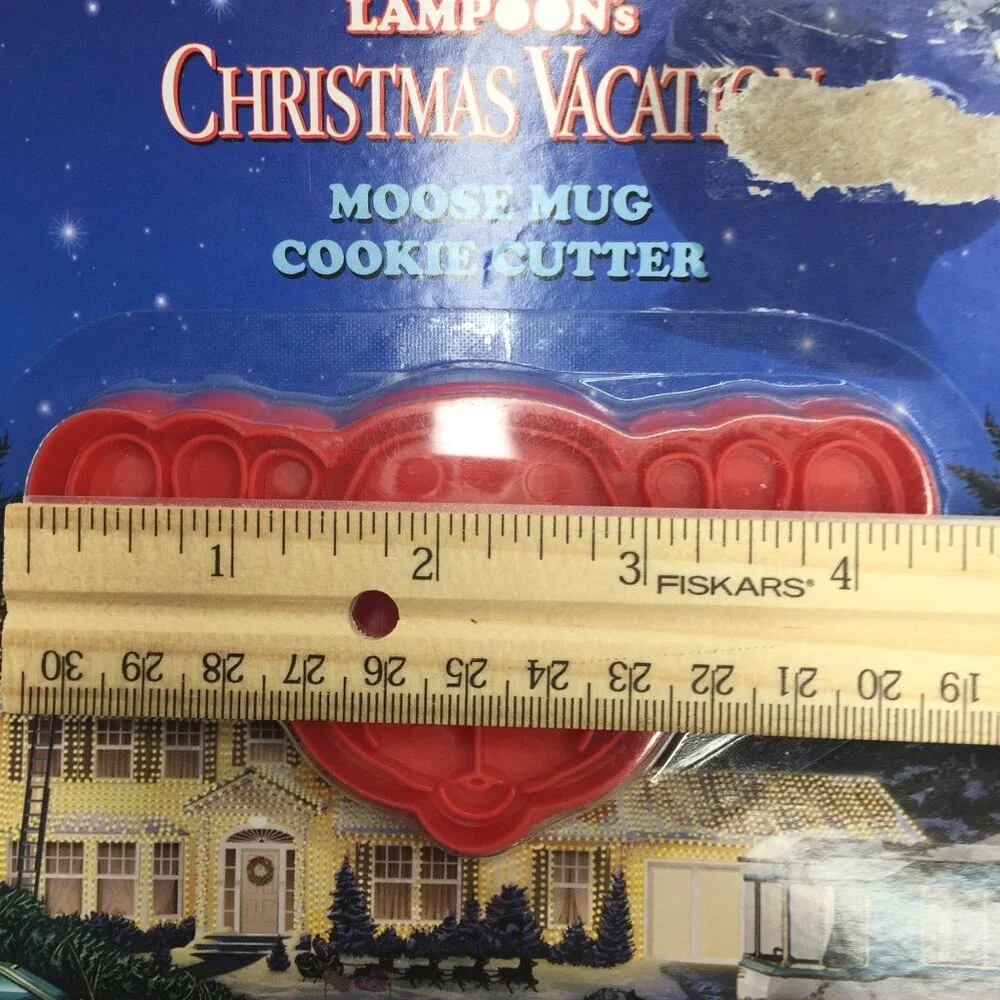 National Lampoon's Christmas Vacation Moose Mug Cookie Cutter Griswolds Red Holi